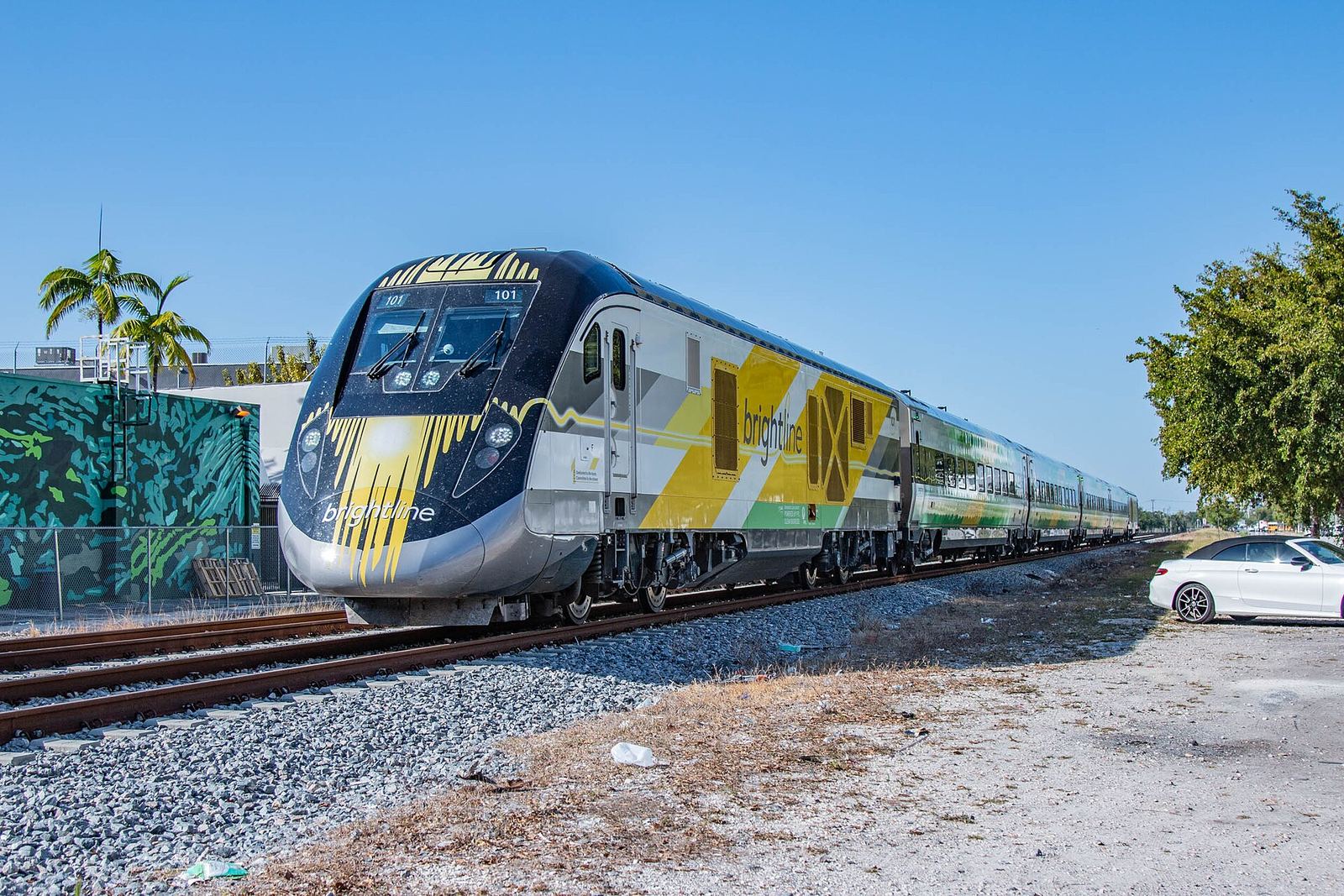 Brightline train in the Miami Design District