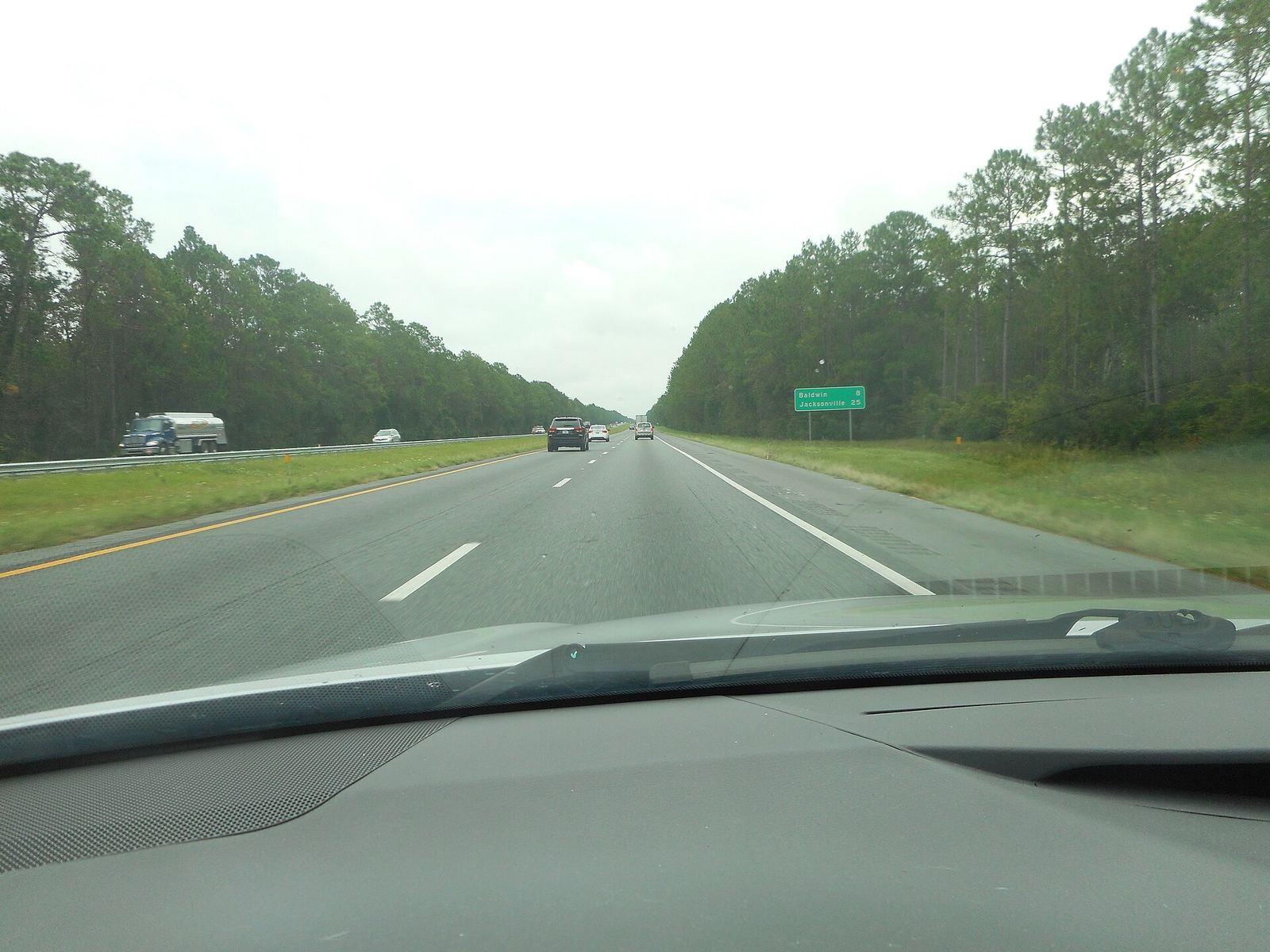 Interstate 10 eastbound towards Jacksonville